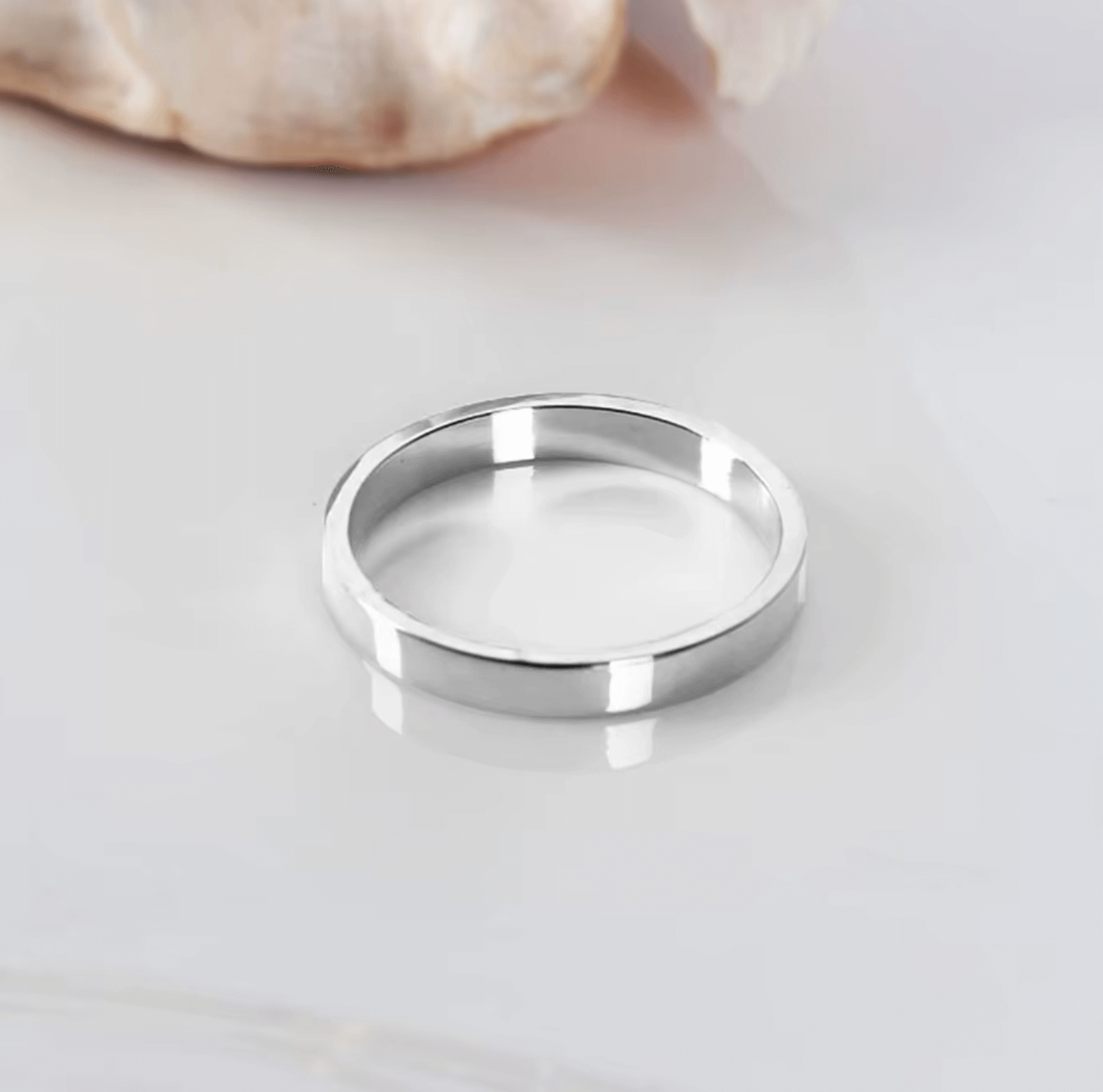 Silberner Serviettenring Elegante Tischkultur zeitloser Stil