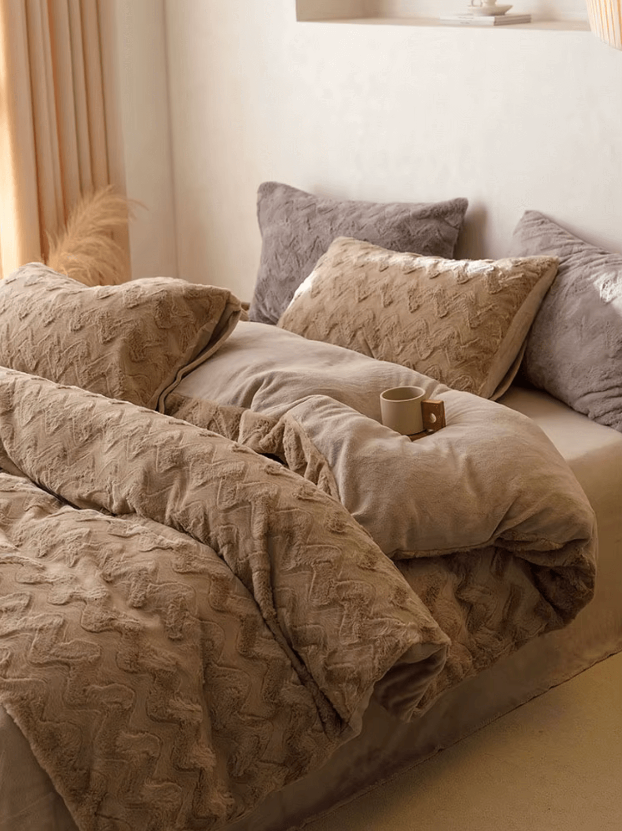 Luxurious Rabbit Cashmere Bedding Set with Zig-Zag Design on a Cozy Bed, Featuring Elegant Brown Tones and a Stylish Aesthetic.
